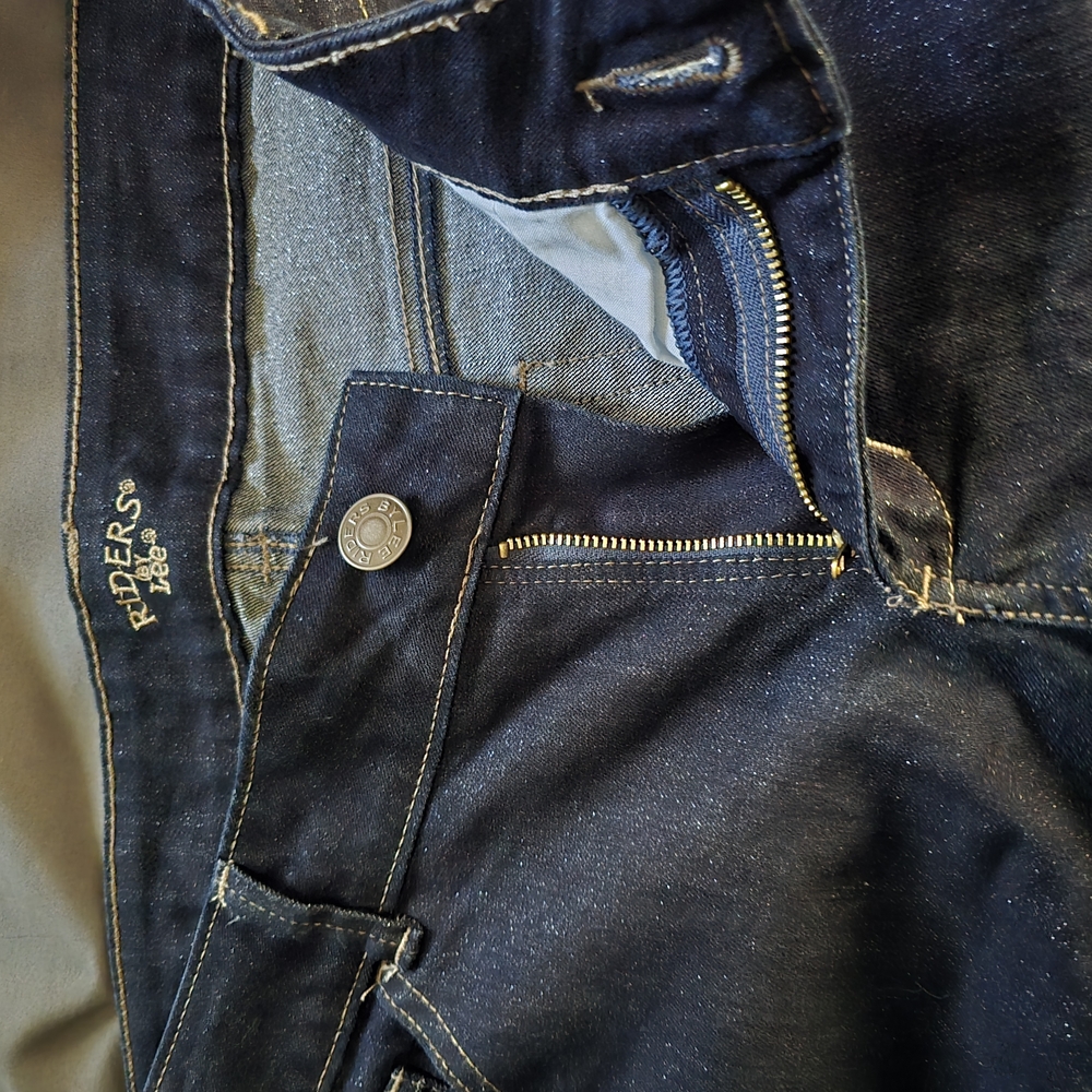 Riders by Lee Women's Deep Indigo Boot Cut Jeans - Picture 3 of 4